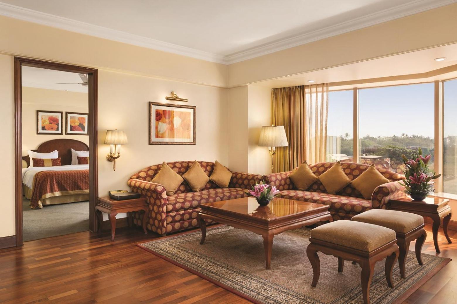 Ramada Plaza By Wyndham Palm Grove Otel Mumbai Dış mekan fotoğraf